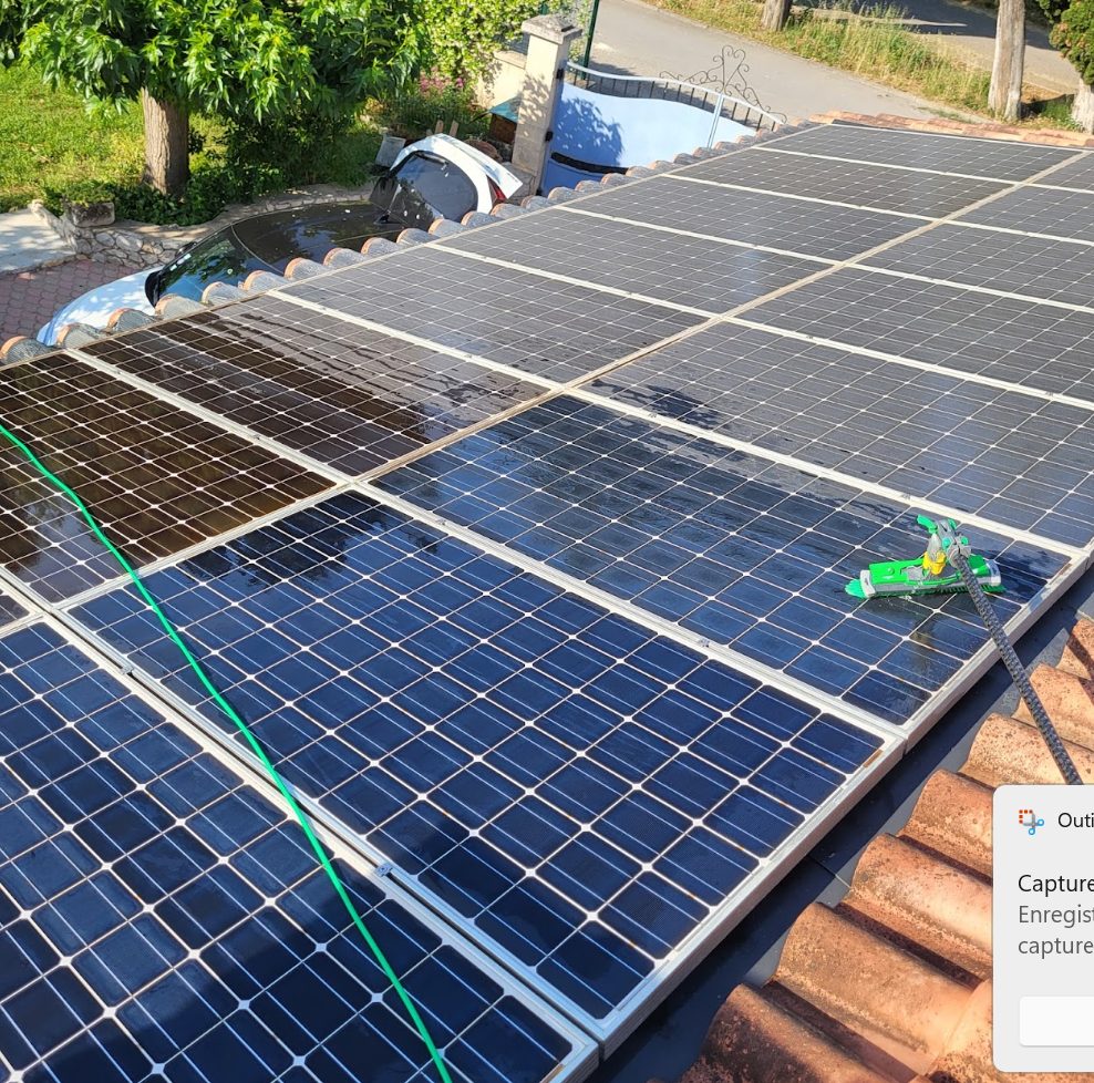 Panneaux solaires avant nettoyage